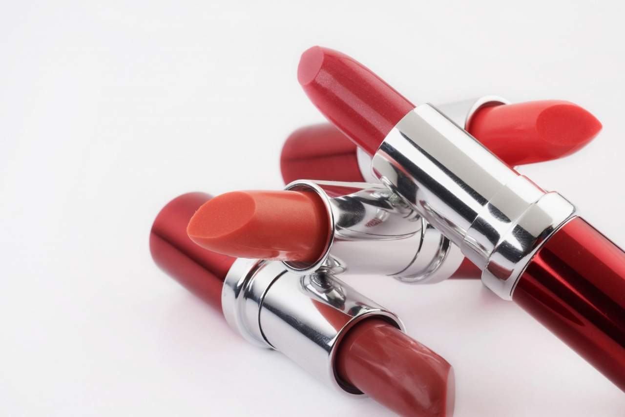 Descubre los labiales perfectos para piel morena oscura