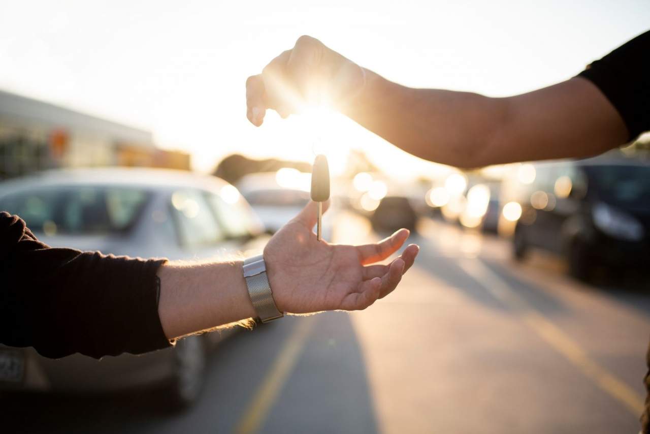 TodoRenting: Decidir entre un renting o comprar un coche