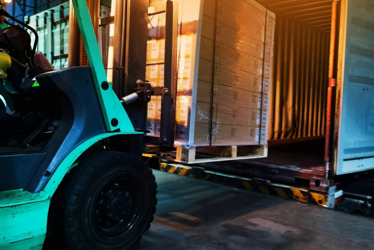 Carretillas elevadoras de ocasión al mejor precio sólo en HP Elevación