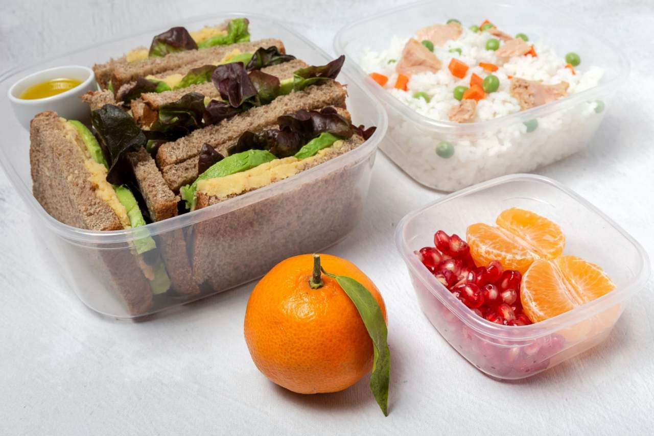 Recibir tuppers semanales saludables a domicilio es posible con Santa & Bendita
