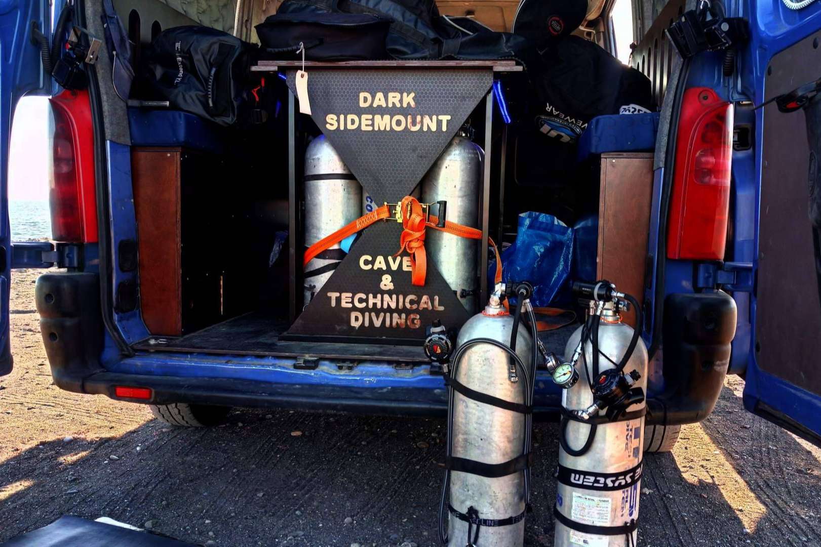 Dark Sidemount expone los principales mitos acerca del buceo sidemount