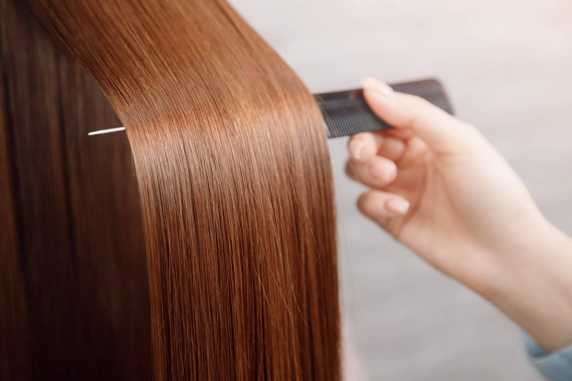 La distribución de productos de CodiDerma para realizar el alisado profesional en centros de belleza