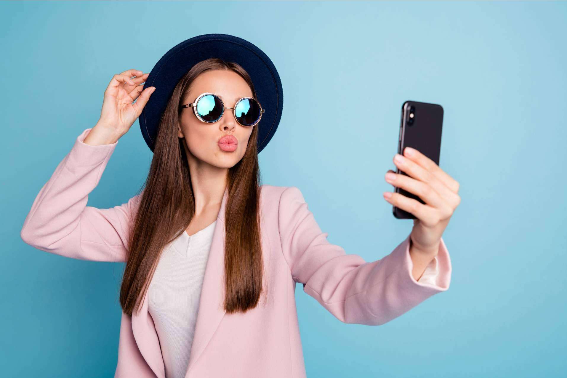 Conocer las oportunidades de trabajo y libertad financiera detrás del sector de los influencers, según Nubbe