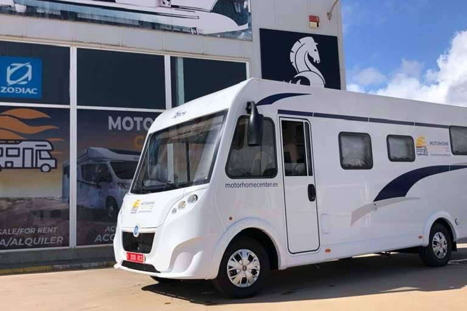 Motorhome Center ofrece el servicios de alquilar autocaravanas en Murcia