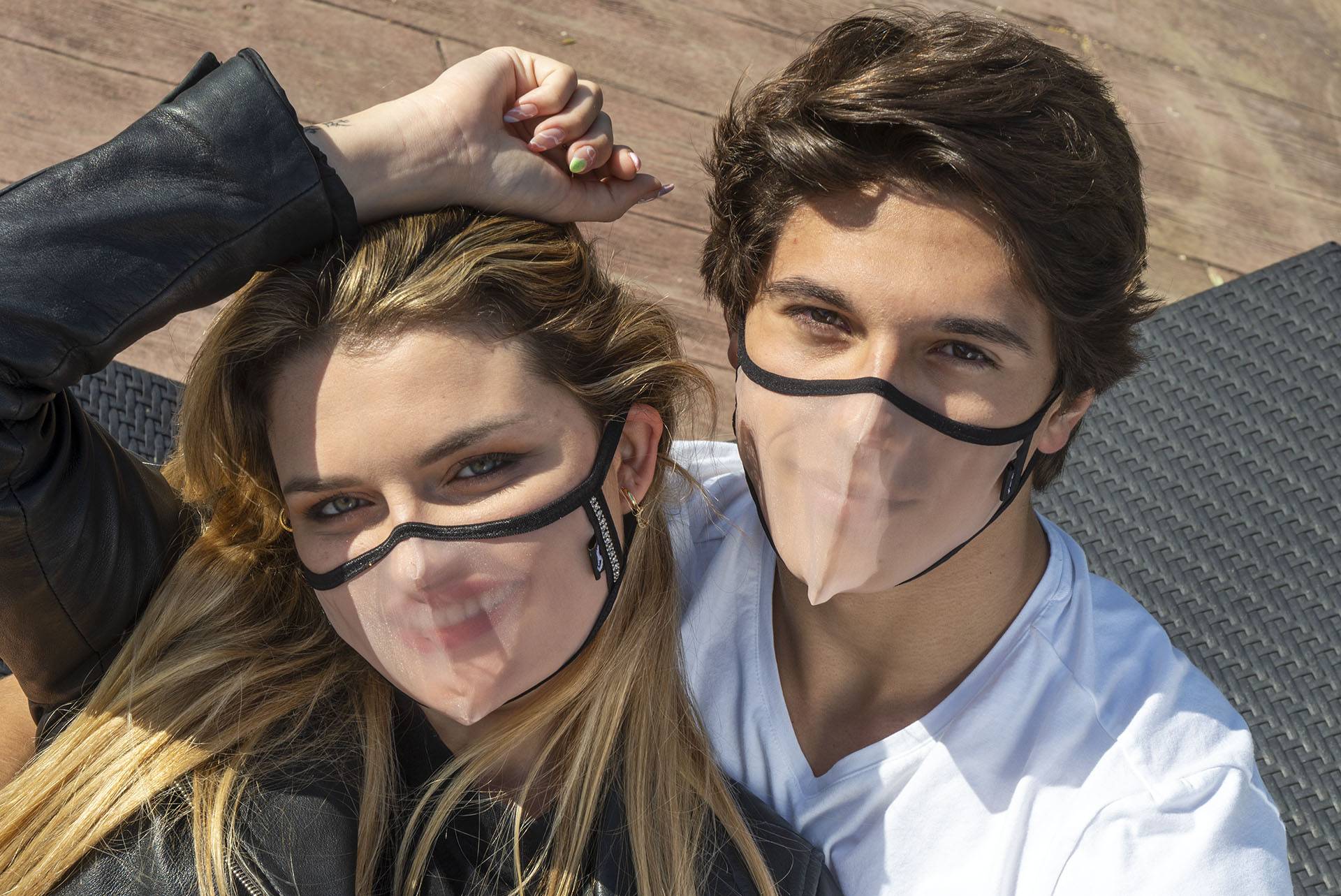 La vuelta al cole con la mascarilla transparente de Xula