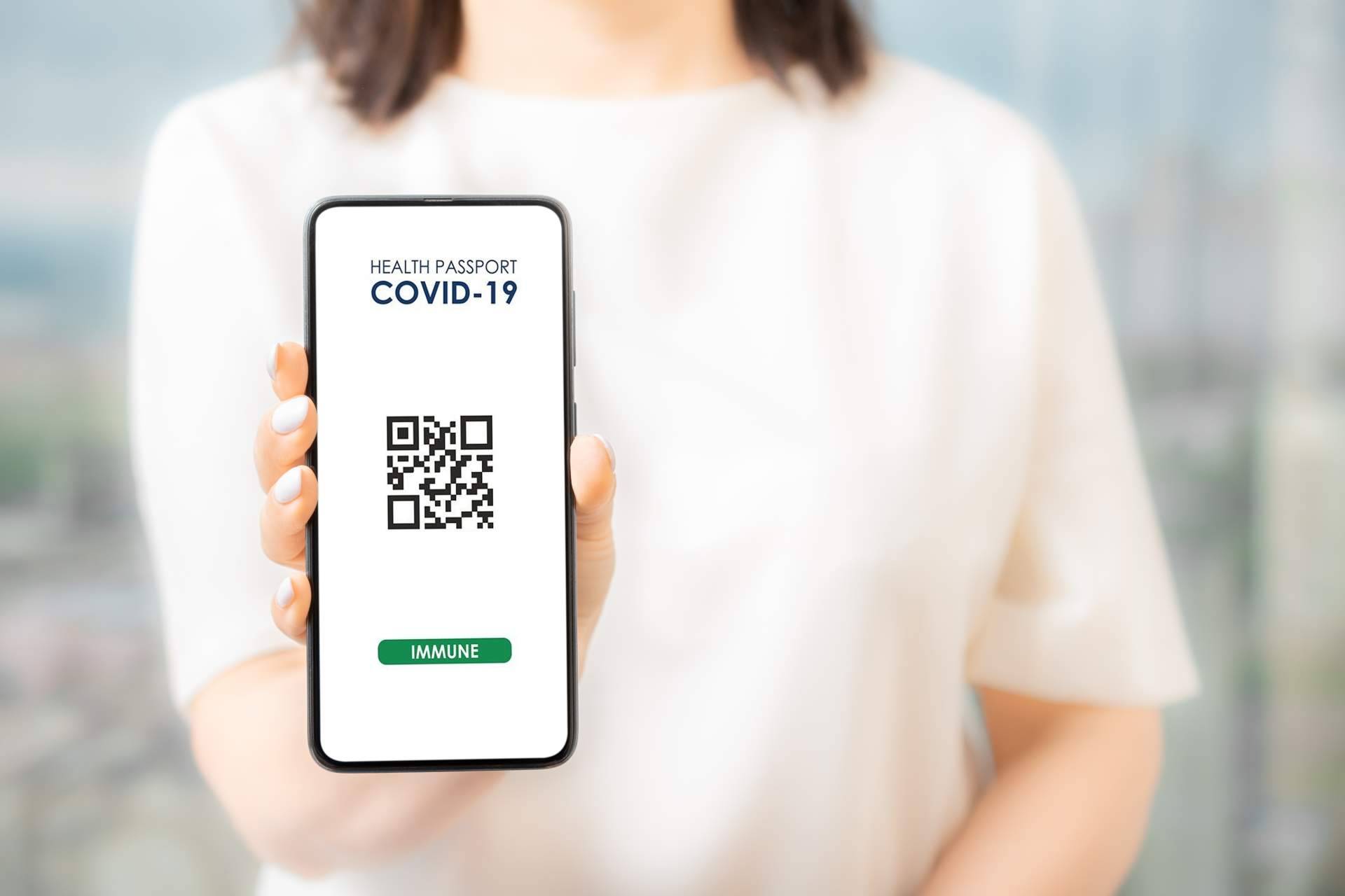 ¿Las empresas pueden exigir la vacunación o el pasaporte COVID a sus trabajadores?