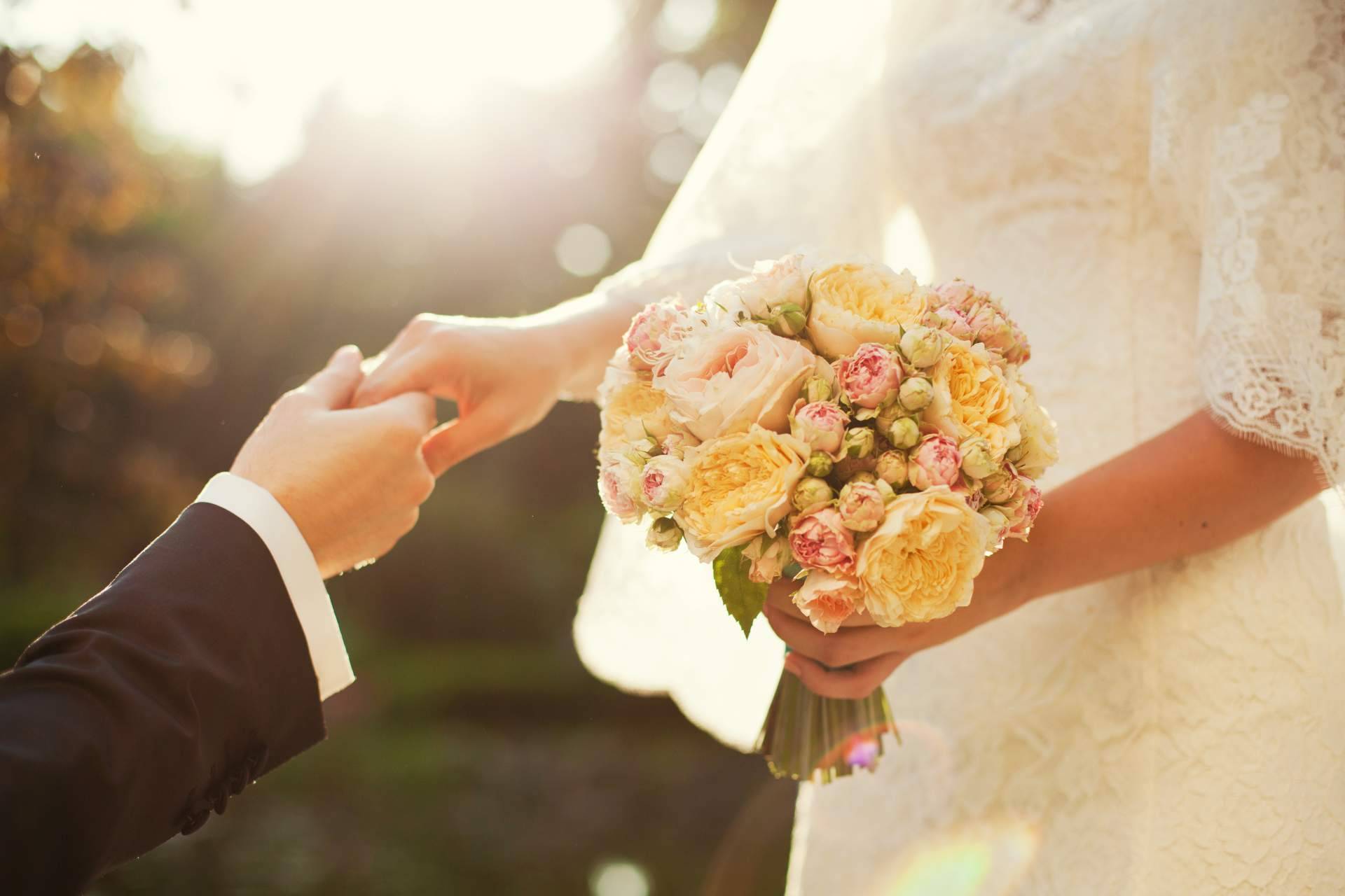 Alianzas de boda de oro en la joyería madrileña El Rubí