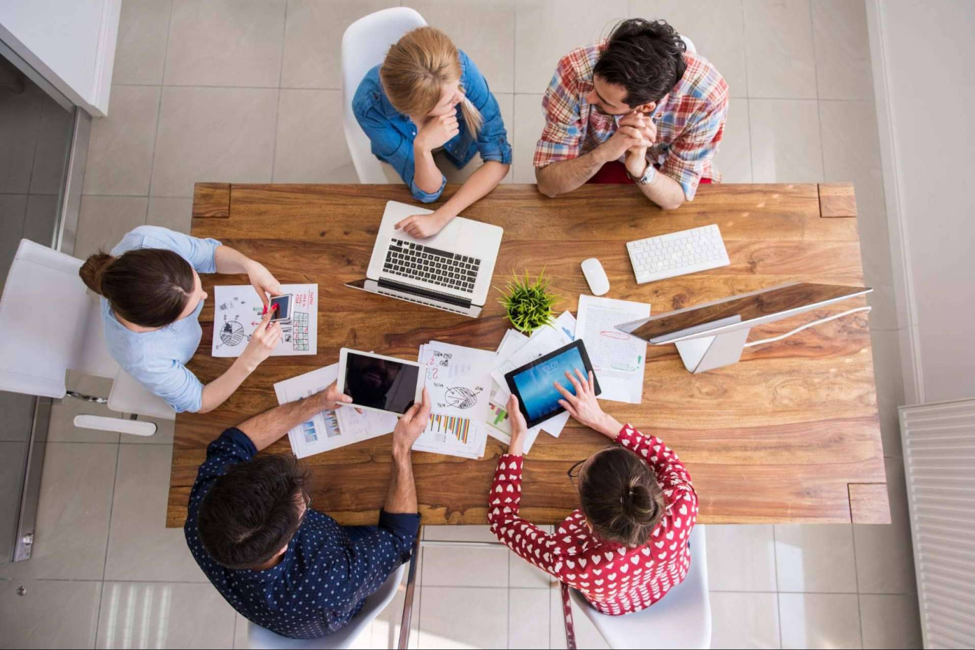Beneficios de contar con un programa ERP web para comercios, por ecoSoft Consulting