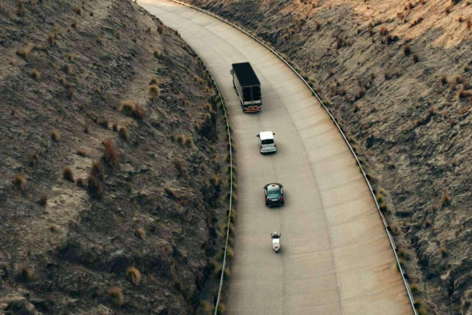 ¿Qué ofrece el sistema de gestión de flotas de Cartrack?