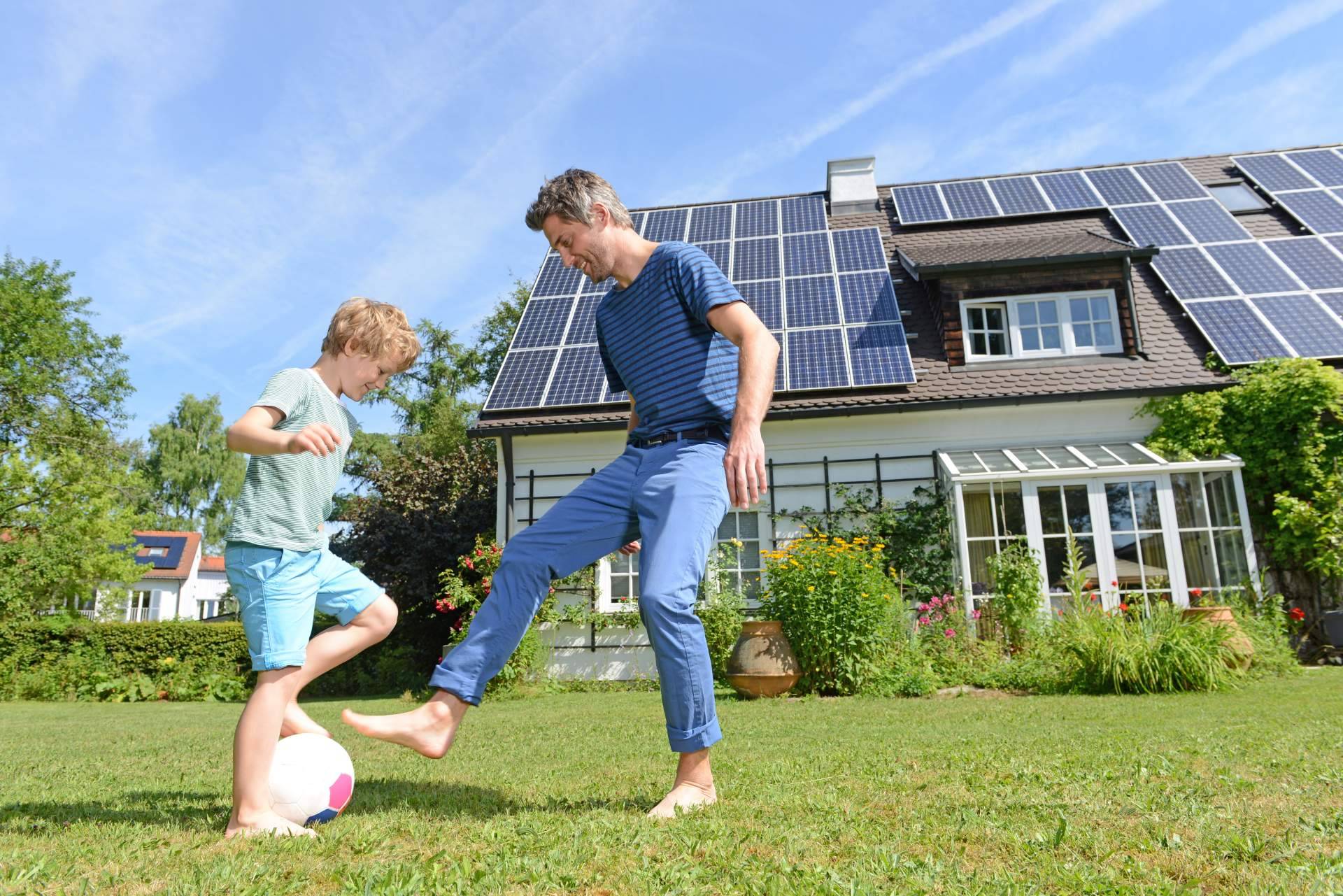 ¿Por qué el verano es un buen momento para instalar placas solares?, por Soof