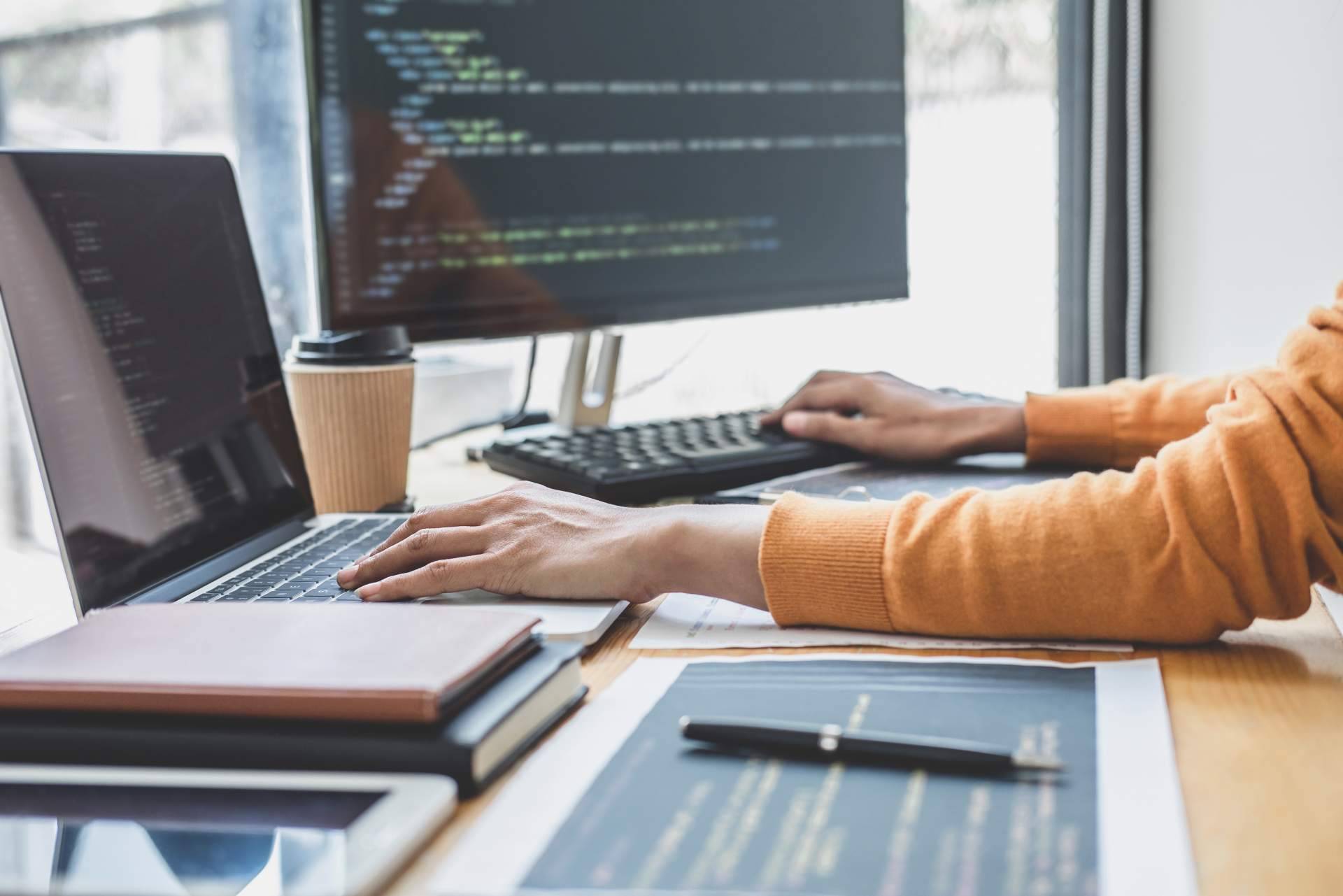 Según Consulweb, la programación web es el elemento clave para una estrategia efectiva