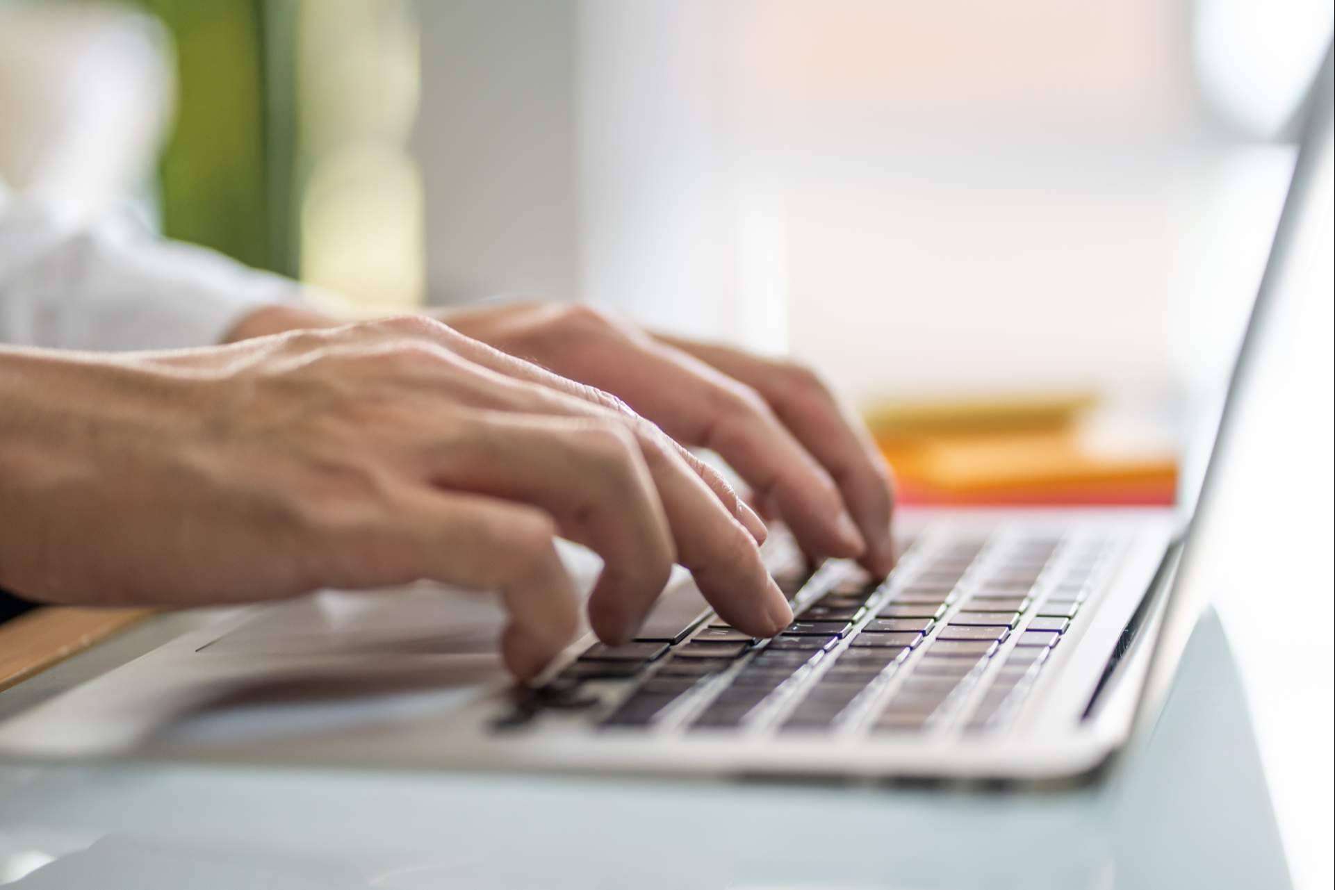 Cursos gratuitos en la modalidad que mejor se adapte a cada estudiante, con Academia Integral