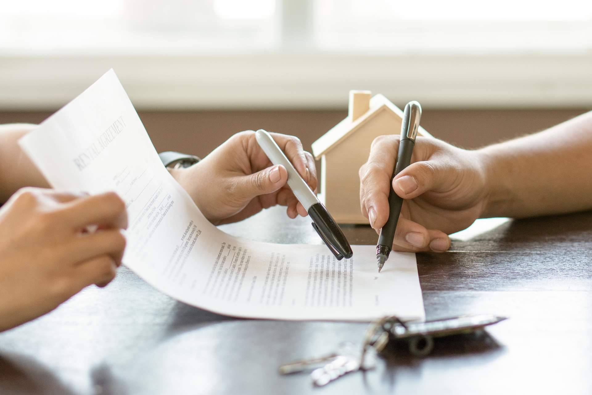 ¿Cuáles son los requisitos de las garantías hipotecarias ante deudas fiscales?, por Max Gestión