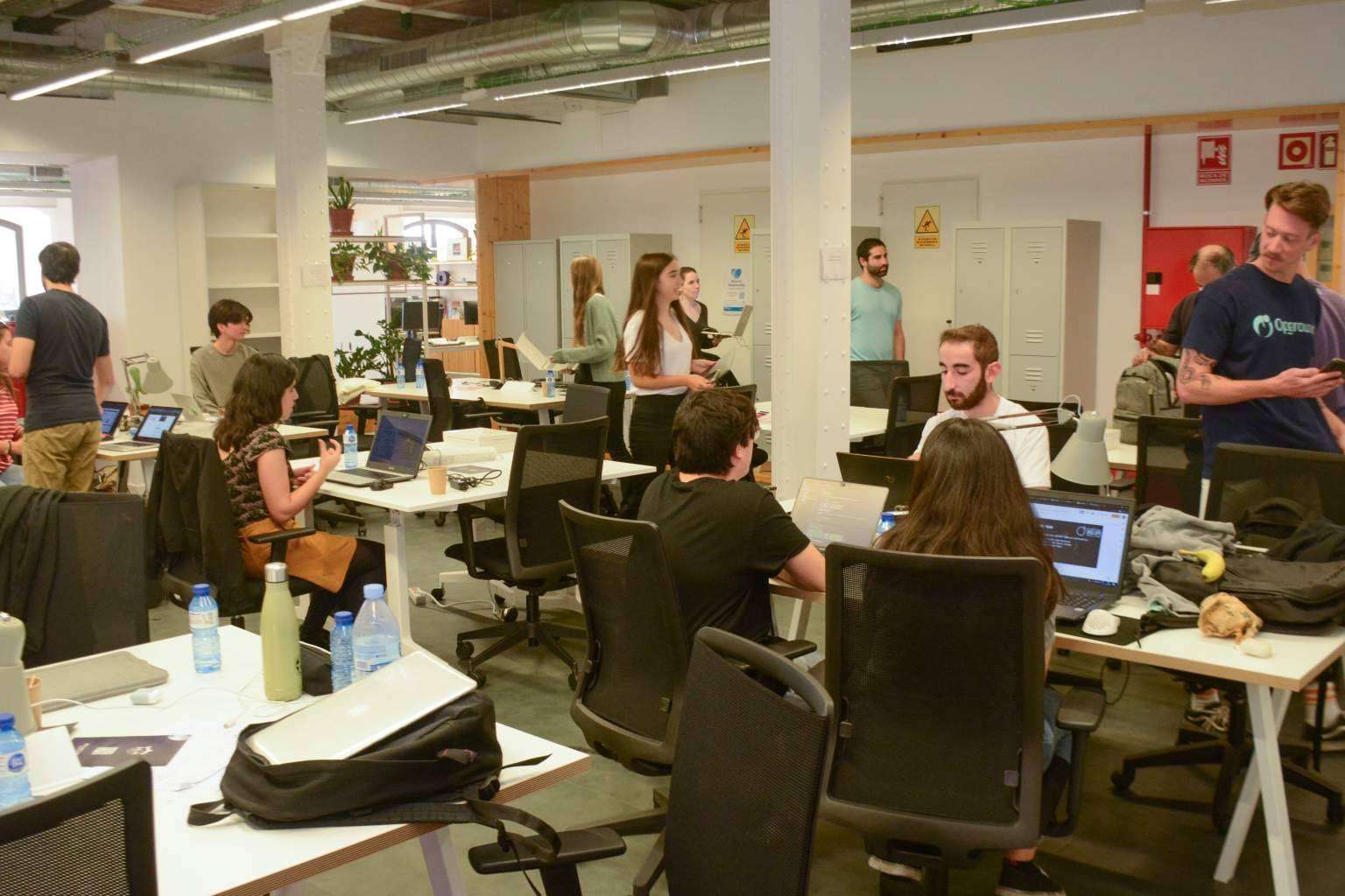 GroundInn ofrece diferentes lugares de trabajo inspiradores para reunir, compartir y evolucionar